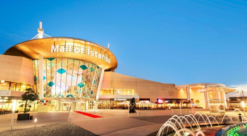 Şehirde Dolaşan Fikirler: AVM Dış Panolarında Yaratıcılık