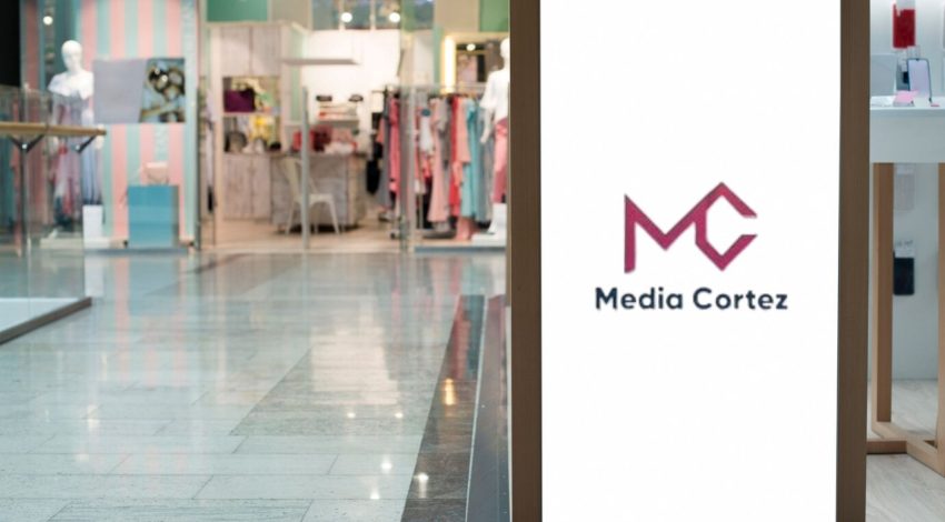 Kentin Tuvali: Açık Hava Reklamlarında Yaratıcı İşler